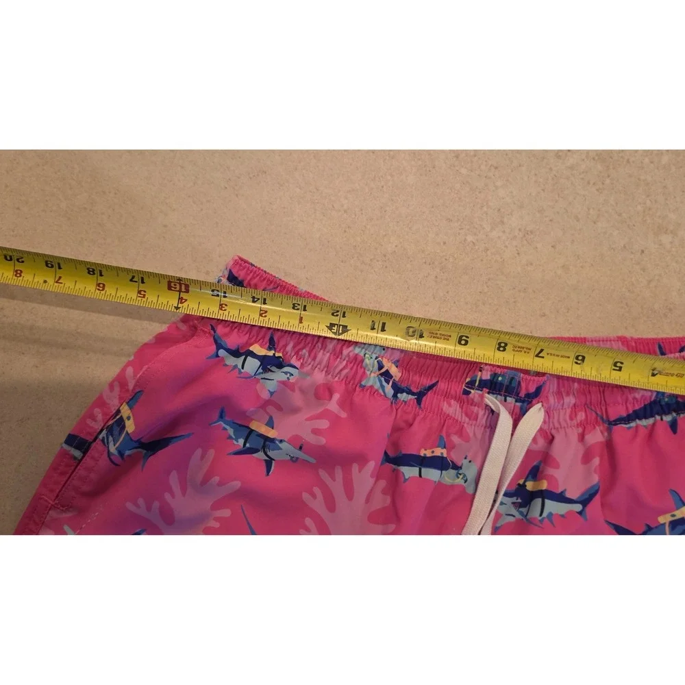 Chubbies Mens Pink Scuba Sharks Swim Trunks XL preppy coastal Beachy vacation